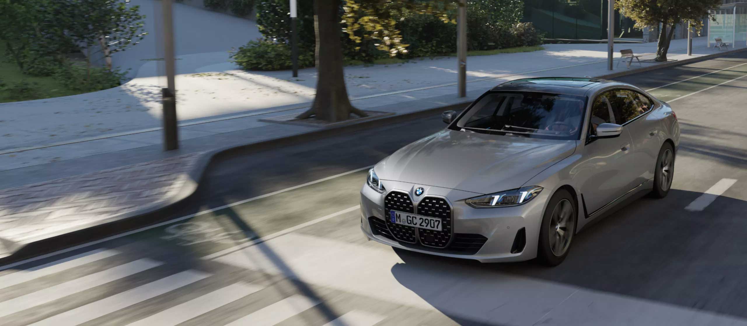 Praktyczna przestrzeń na wszystkie Twoje plany. Dzięki dużemu bagażnikowi BMW M5 Touring spełnia Twoje oczekiwania zarówno w życiu codziennym, jak i podczas podróży. Wyrazista stylistyka M przyciąga uwagę równie szybko, jak napęd hybrydowy M reaguje na naciśnięcie pedału gazu. Silnika benzynowy V8 M TwinPower Turbo w połączeniu z napędem elektrycznym, który przenosi na drogę moc systemową 535 kW (727 KM)<a href="#sup1"><sup>[3]</sup></a><a href="#sup1"><sup>[3]</sup></a>. zapewnia niesamowitą dynamikę, a dodatkową dawkę adrenaliny zapewnia sportowy pakiet M.